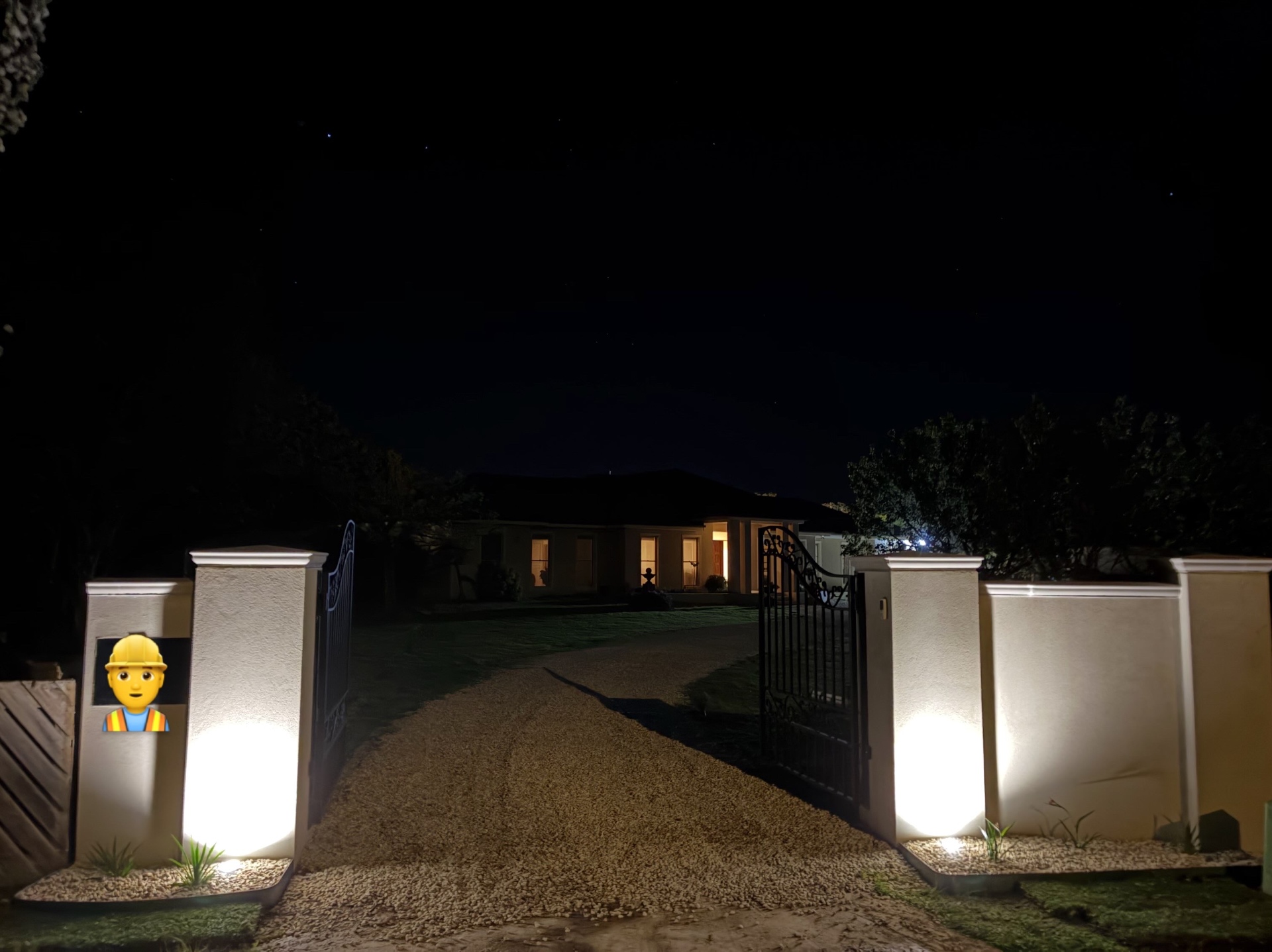 Estate Facade & Landscape